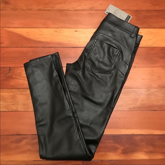 Calzedonia leather pants - Picture 3 of 4